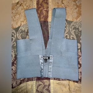 POSTER GIRL Crop Top